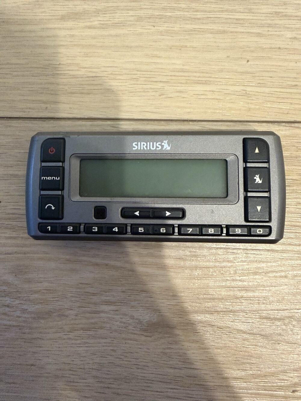Sirius SV3R Stratus Satellite Radio Receiver Only, Silver Black Portable